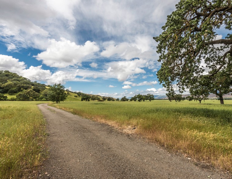 6148 California 99 Hwy, Salida, CA à vendre - Photo principale - Image 1 de 1