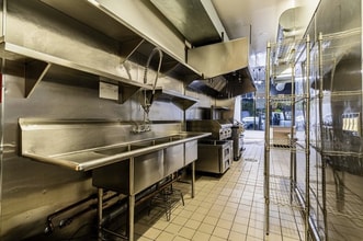 685 Geary St, San Francisco, CA for lease Interior Photo- Image 2 of 4