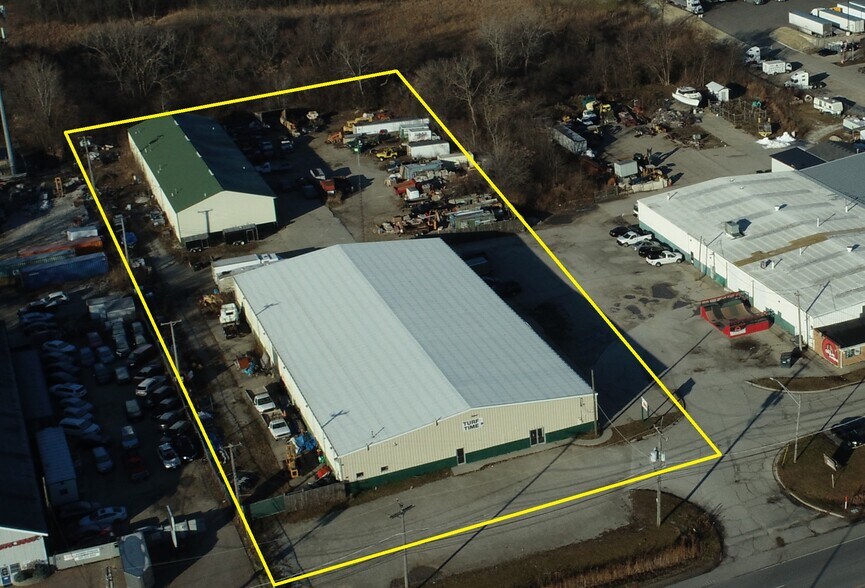 29800 N Skokie Hwy, Lake Bluff, IL à vendre - Photo du bâtiment - Image 3 de 7