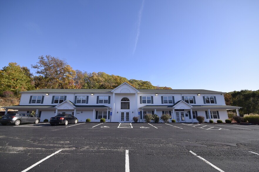 7204 Executive Pky, House Springs, MO à louer - Photo du bâtiment - Image 3 de 20