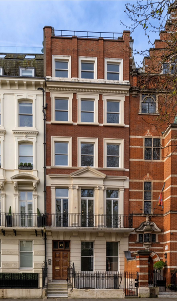 21 Buckingham Gate, London for sale - Primary Photo - Image 1 of 1