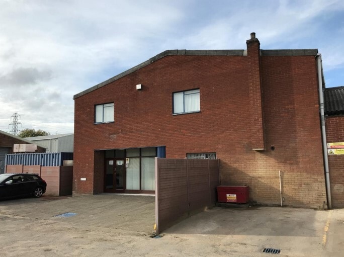 203 Torrington Ave, Coventry for lease - Building Photo - Image 2 of 2