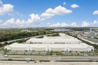 12700 NW Le Jeune Rd, Opa-locka, FL - Aérien  Vue de la carte