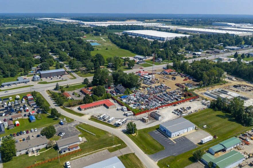 101 Humphries Dr, Reynoldsburg, OH à vendre - Aérien - Image 2 de 10