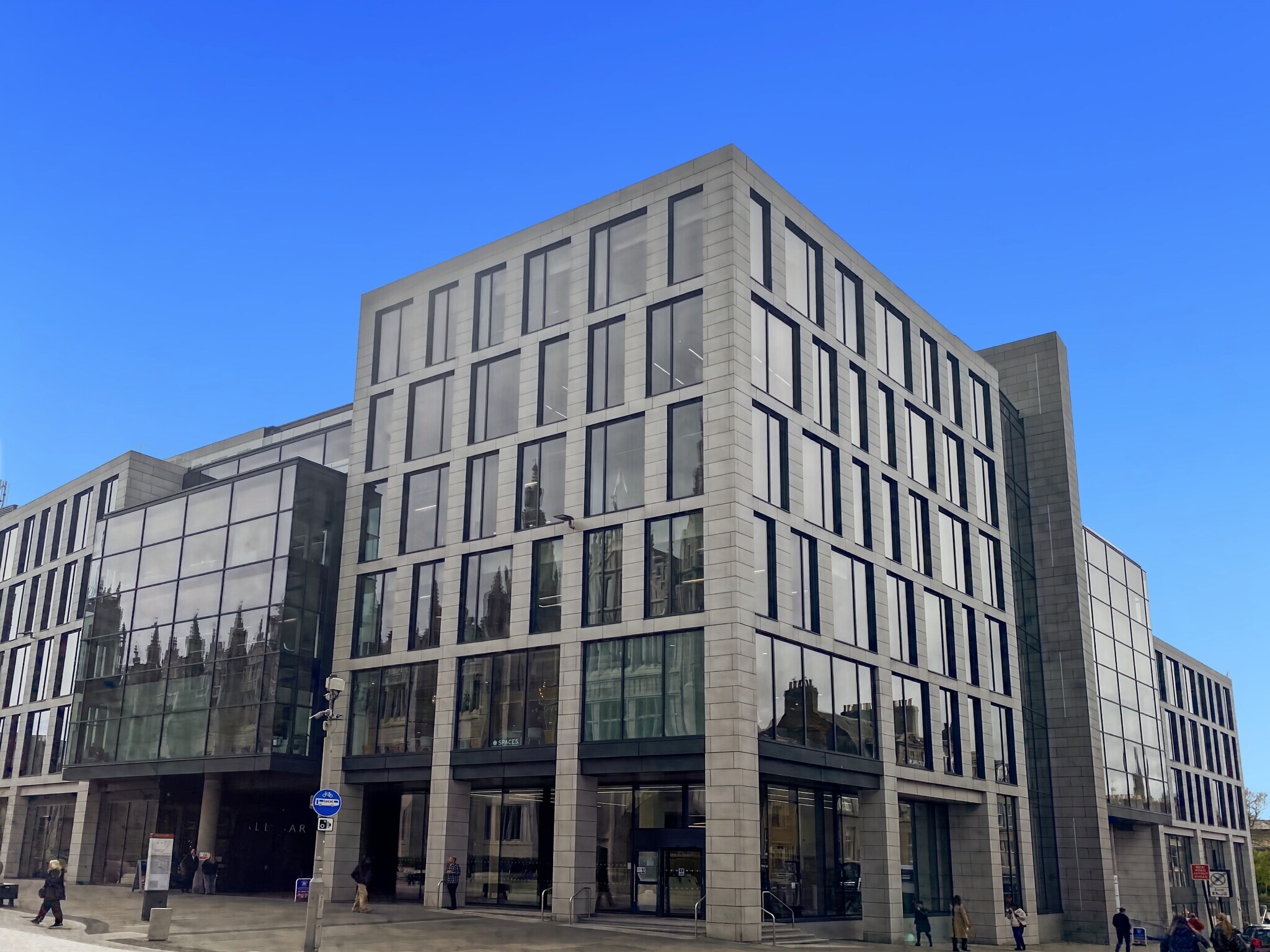 Marischal Sq, Aberdeen for lease Interior Photo- Image 1 of 11