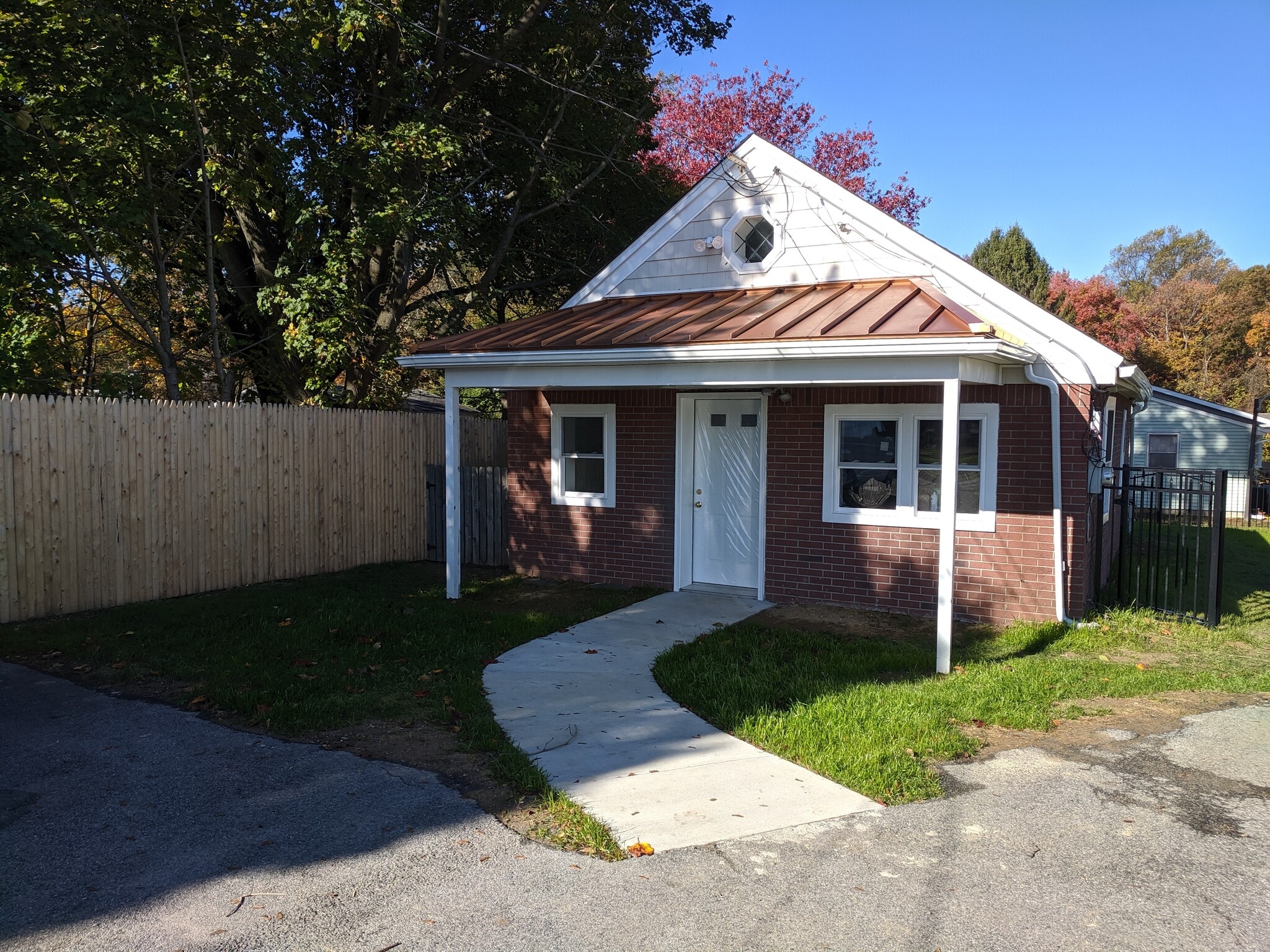 68 Watkin Ave, Chadds Ford, PA for lease Building Photo- Image 1 of 4