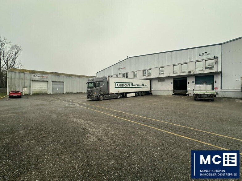 Industrial in Strasbourg for lease - Building Photo - Image 1 of 10