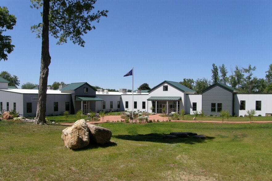 120 Graham Way, Shelburne, VT à louer - Photo du bâtiment - Image 1 de 1