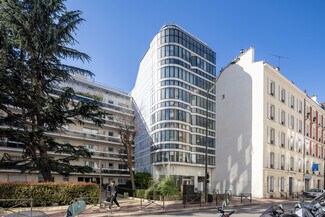 Plus de détails pour 45 Rue Anatole France, Levallois-Perret - Bureau à louer