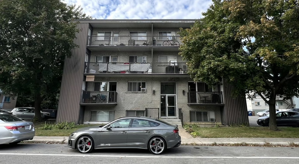 515 Boul Robin, Laval, QC à vendre - Photo principale - Image 1 de 1