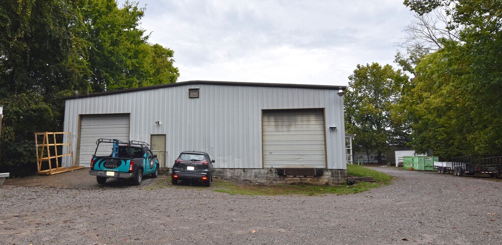 300 Eddy Ct, Franklin, TN for lease - Building Photo - Image 3 of 10