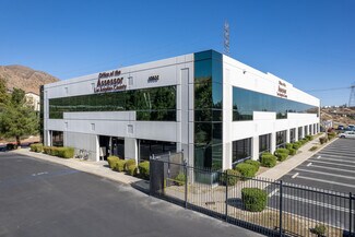 Plus de détails pour 13800 Balboa Blvd, Sylmar, CA - Bureau à vendre