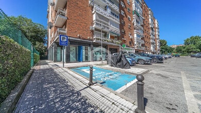 Calle Olímpica Conchita Puig, Alcorcón, Madrid for lease Building Photo- Image 1 of 27