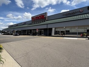 2439-2471 W Stadium Blvd, Ann Arbor, MI for lease Interior Photo- Image 1 of 3