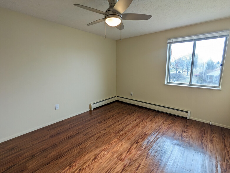 630 W 6th St, Port Clinton, OH à vendre - Photo du bâtiment - Image 3 de 19