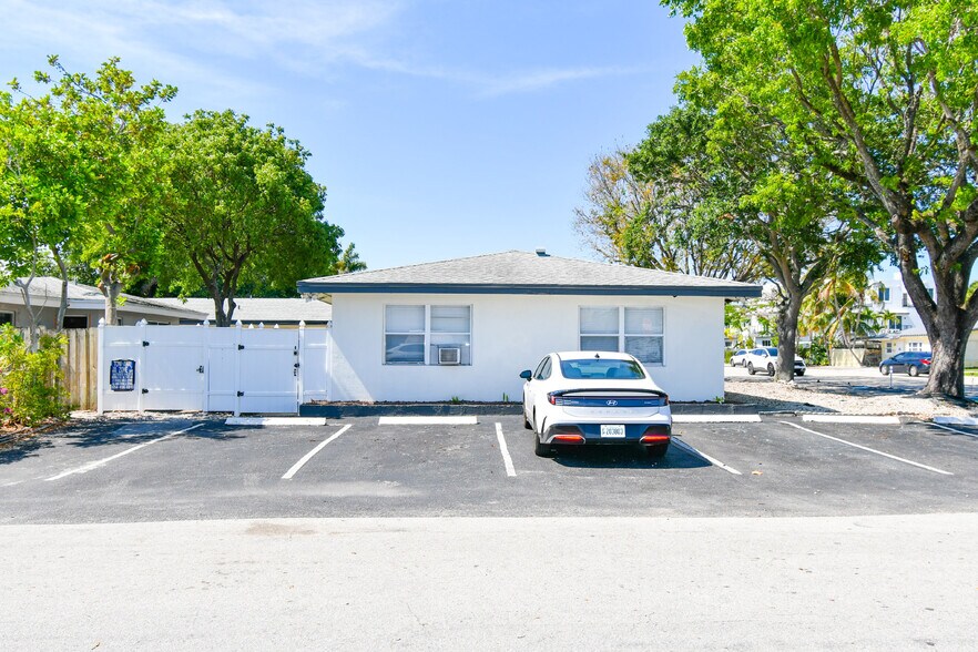 1201 NE 15th Ave, Fort Lauderdale, FL à vendre - Photo du bâtiment - Image 2 de 13