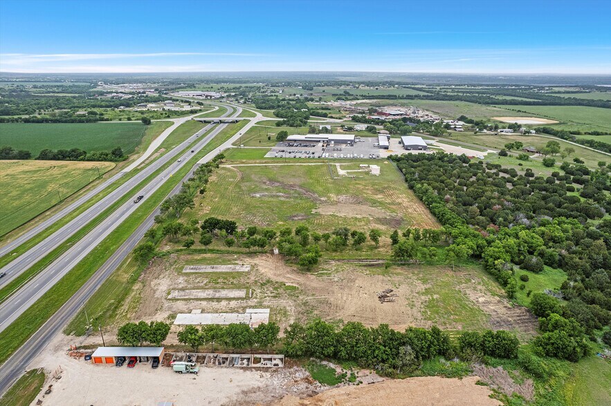 6702 Hwy 6, Woodway, TX à vendre - Photo du bâtiment - Image 3 de 6