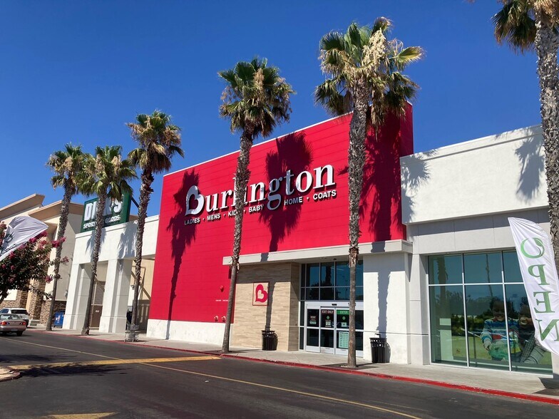 5308 Pacific Ave, Stockton, CA à louer - Photo du bâtiment - Image 2 de 4