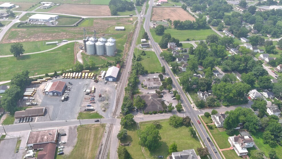 11545 Somerset Ave, Princess Anne, MD à louer - Photo du bâtiment - Image 2 de 3