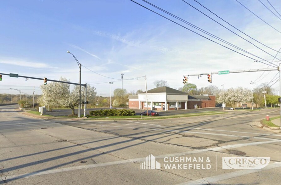 140 Solon Rd, Bedford, OH à louer - Photo du bâtiment - Image 3 de 3