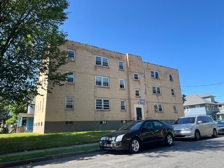 7 Norfolk St, Hartford, CT à vendre - Photo du bâtiment - Image 3 de 5