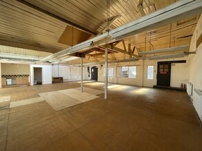 71 Nelson St, Kettering for lease Interior Photo- Image 2 of 2