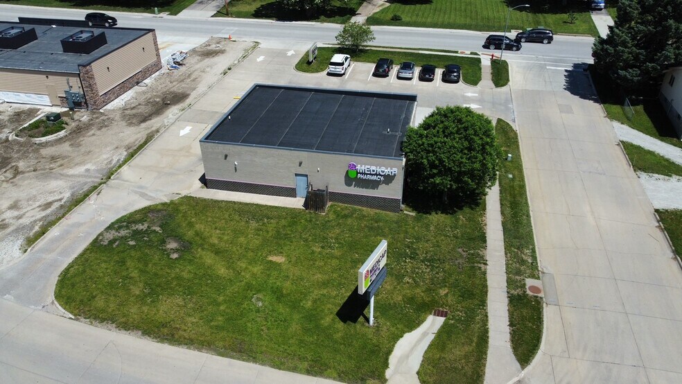Medicap Portfolio portefeuille de 11 propriétés à vendre sur LoopNet.ca - Photo du bâtiment - Image 3 de 14