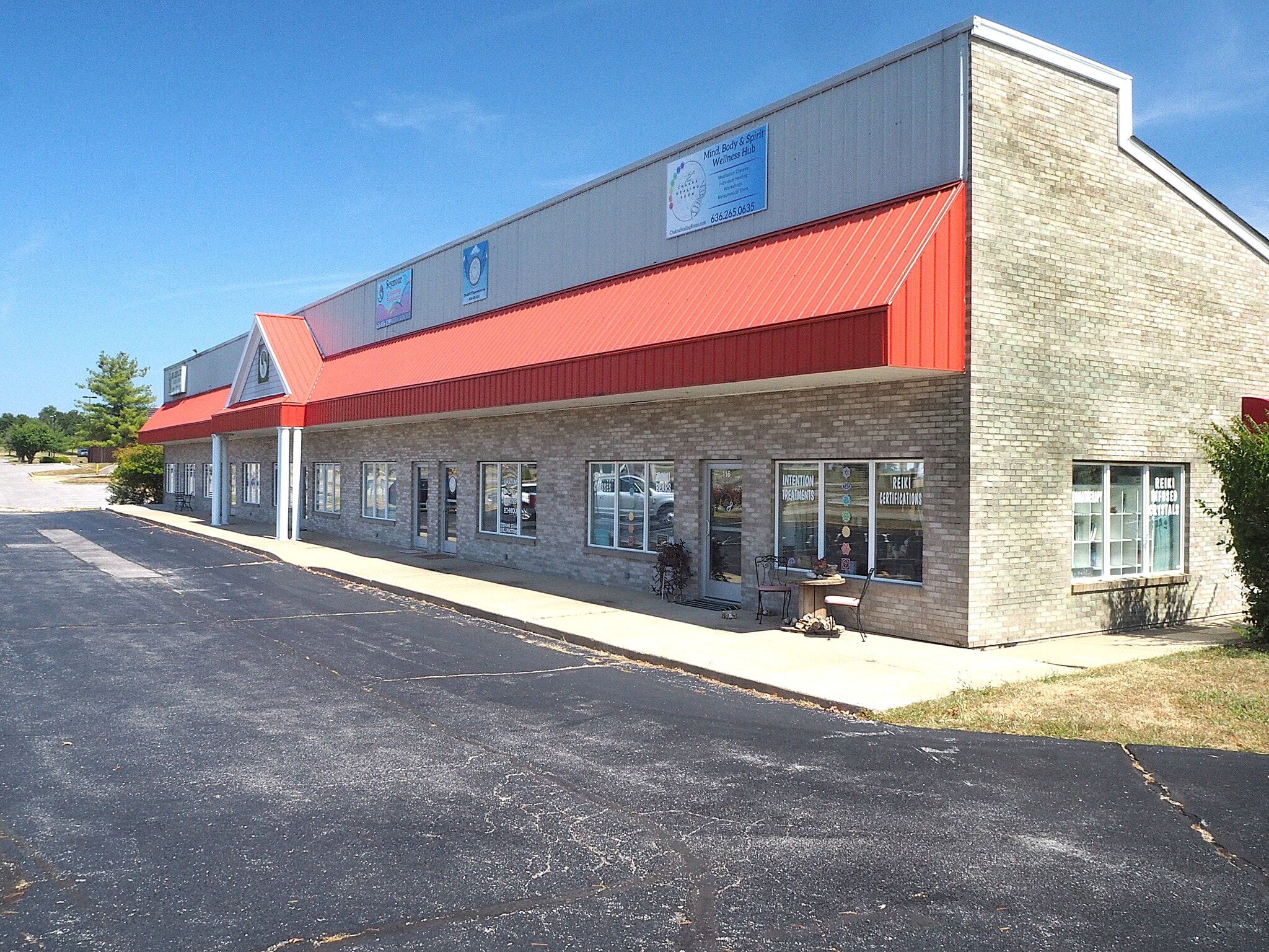 950 Corporate Pky, Wentzville, MO for lease Primary Photo- Image 1 of 9