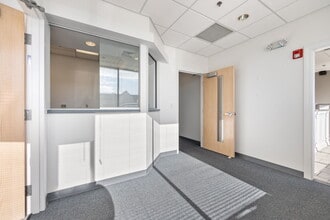 108 Valley Dr, Elburn, IL à louer Hall d’entrée- Image 2 de 18