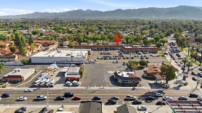 Plus de détails pour 685 E Grand Blvd, Corona, CA - Bureau/Médical à louer