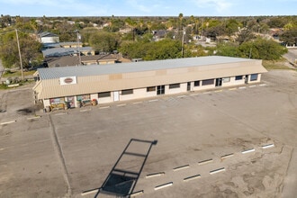 300-310 Margaret Ln, Del Rio, TX for lease Aerial- Image 2 of 23