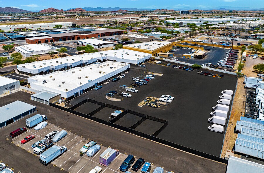 2209 W 1st St, Tempe, AZ à louer - Photo du bâtiment - Image 3 de 9