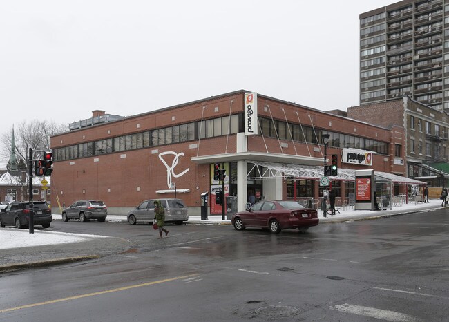 Plus de détails pour 5585-5595 Av De Monkland, Montréal, QC - Bureau à louer