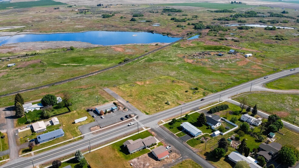 810 Broadway Avenue, Reardan, WA à vendre - Photo principale - Image 1 de 8