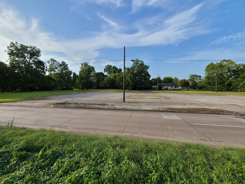 1220 Interstate 10 E, Beaumont, TX for sale - Other - Image 1 of 1