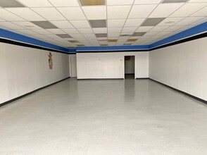 1312 Industrial Rd, Emporia, KS for lease Interior Photo- Image 1 of 1