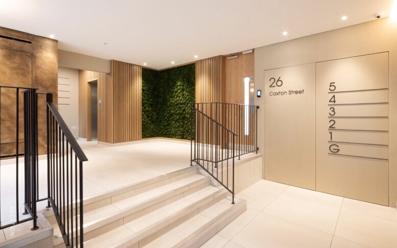 26-32 Caxton St, Londres à louer - Hall d’entrée - Image 3 de 4