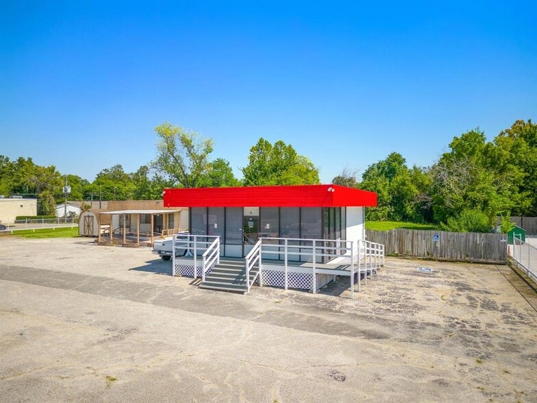 2801 Preston Ave, Pasadena, TX for sale - Building Photo - Image 3 of 5