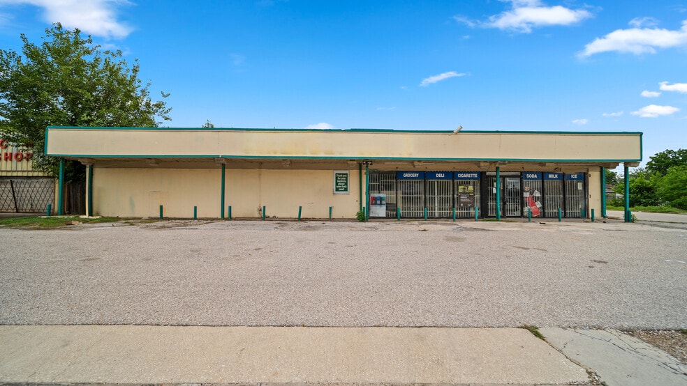 643 Aldine Mail Route Rd, Houston, TX for sale - Building Photo - Image 2 of 3