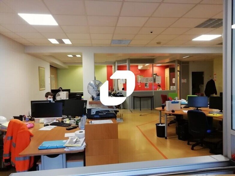 Bureau dans Levallois-Perret à louer - Photo intérieure - Image 3 de 5