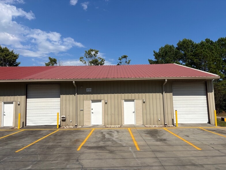 3701 Forestbrook Rd, Myrtle Beach, SC for lease - Building Photo - Image 2 of 3