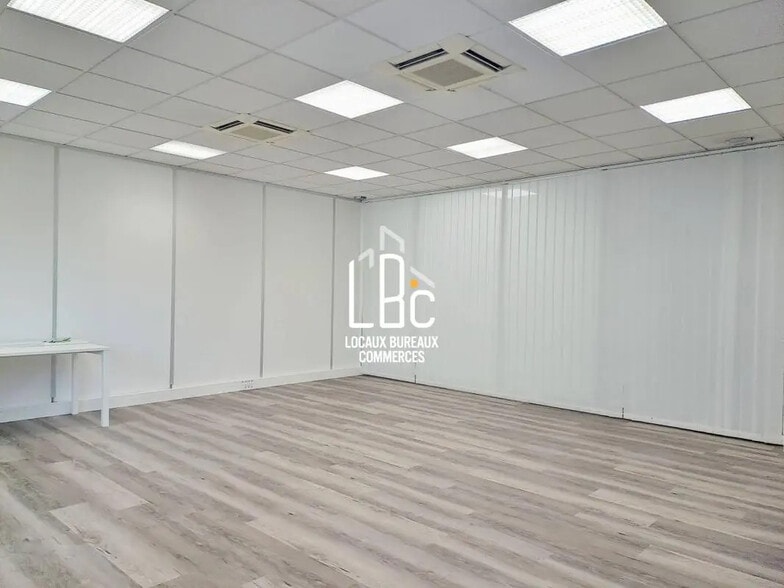 Rue De La Vrière, La Chapelle-sur-Erdre à vendre - Photo intérieure - Image 2 de 7