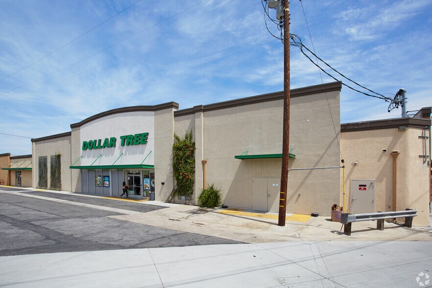 2189-2191 N Lakewood Blvd, Long Beach, CA à vendre - Photo du bâtiment - Image 1 de 4