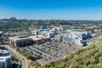 350 Camino De La Reina, San Diego, CA - Aérien  Vue de la carte