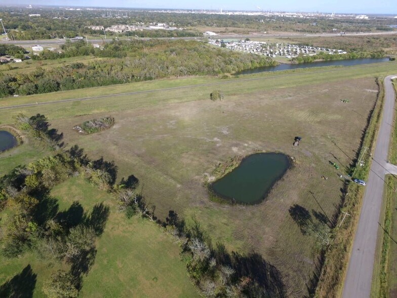 2602 Maxwell St, La Marque, TX à vendre - Photo principale - Image 3 de 3