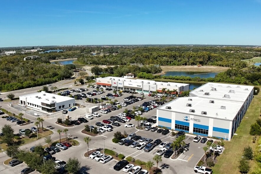 8425-8475 Heritage Green Way, Bradenton, FL for lease - Aerial - Image 3 of 7