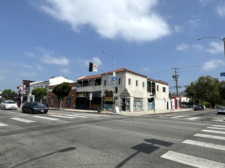 7301-7305 Melrose Ave, Los Angeles, CA à vendre - Photo du bâtiment - Image 3 de 11