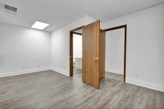 3721 W Michigan Ave, Lansing, MI à louer Photo du bâtiment- Image 1 de 8