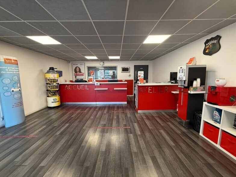 Local d'activités dans Égly à vendre - Photo du bâtiment - Image 3 de 15