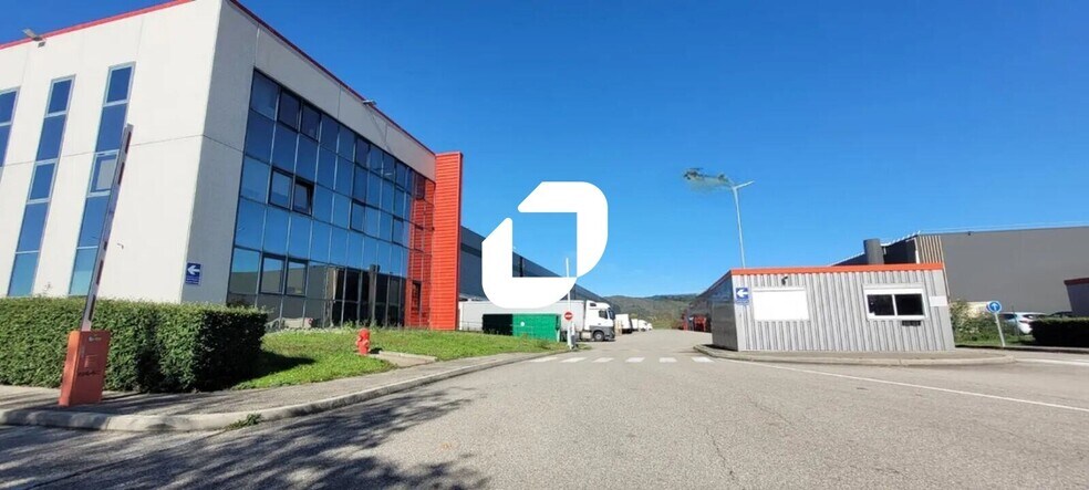 Industrial in Rives for lease - Building Photo - Image 2 of 9
